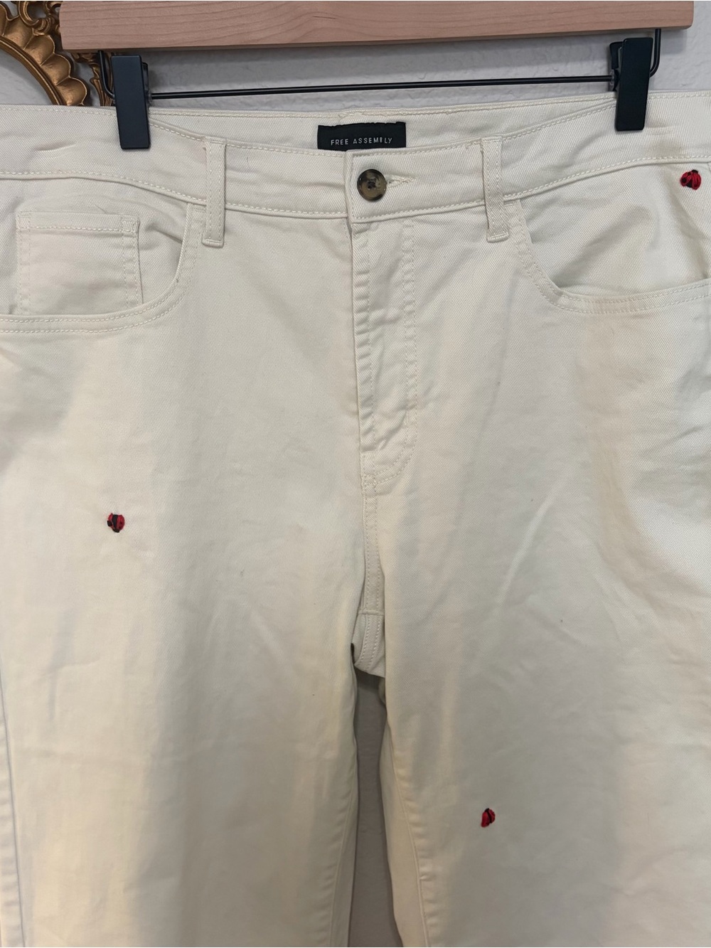 Free Assembly White Jeans with Ladybug Embroidery